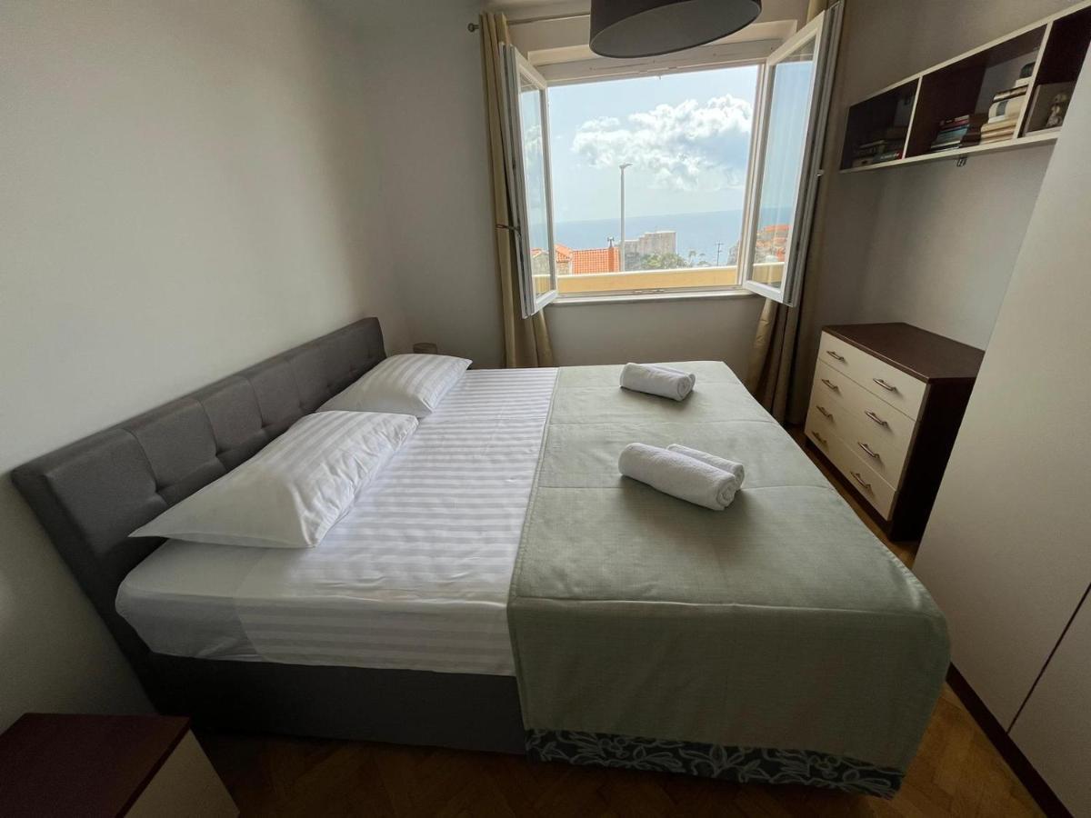 Apartment Gallery - View Of The Old Town & Free Parking 杜布罗夫尼克 外观 照片
